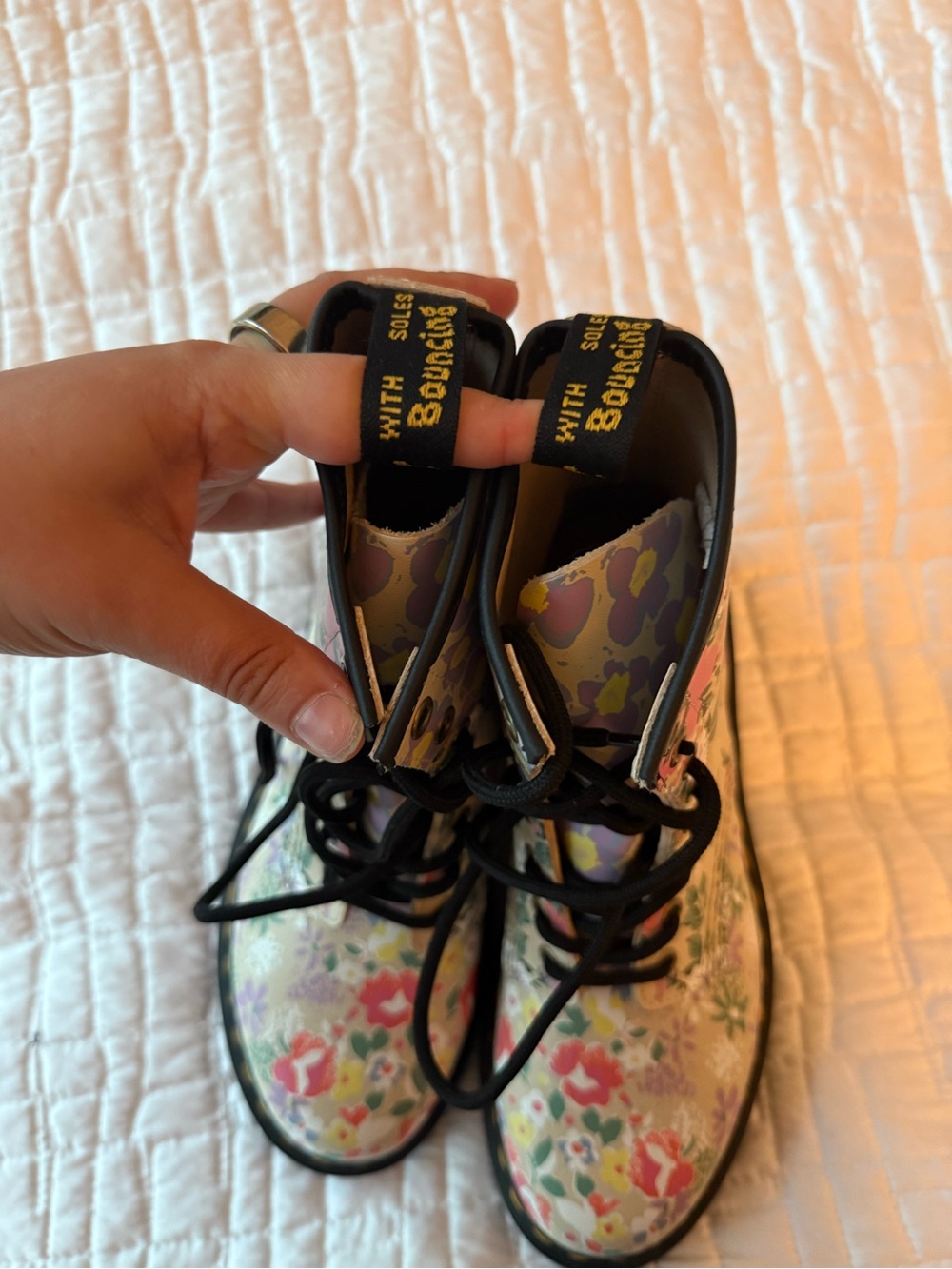 Never Been Worn Floral Lace-Up Doc Martens in Cream and Pink - Picture 6 of 9